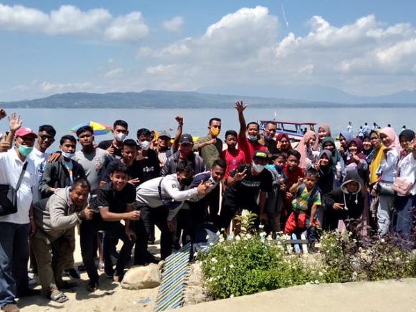 Wisata ke Pantai Bul-Bul