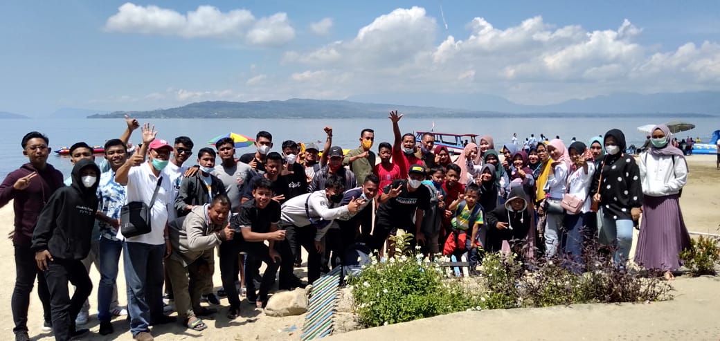 Wisata ke Pantai Bul-Bul